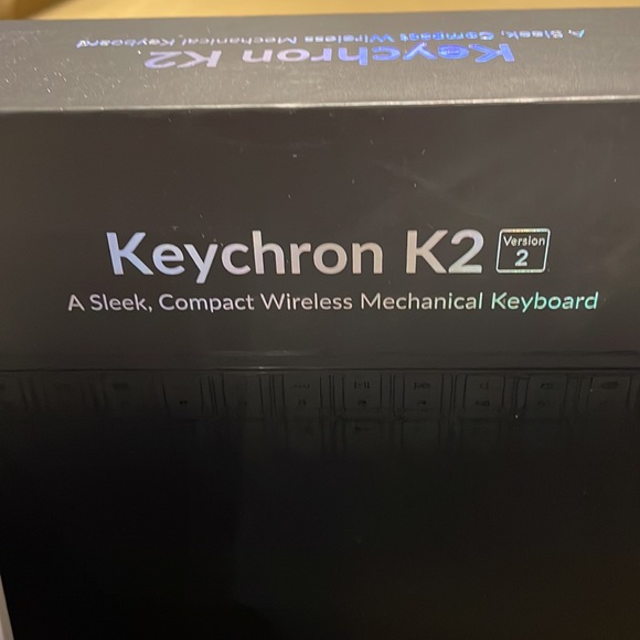 Keychron wireless keyboard - Picture 2 of 3